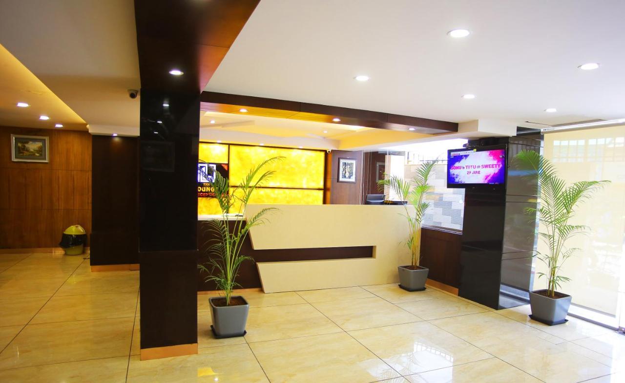 The Lounge Business Hotel Бангалор Экстерьер фото